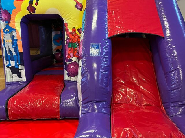 Super Hero Castle 15 x 18 Foot (5)